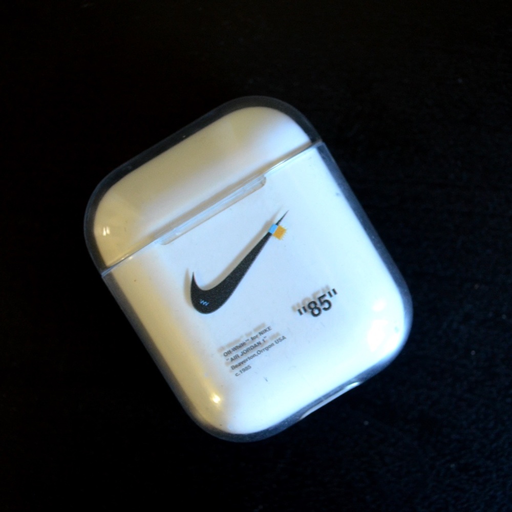 Nike/Off White AirPods Case